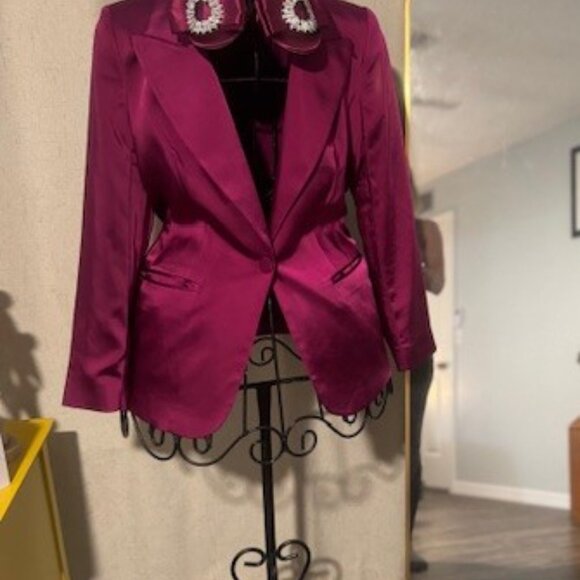 Express Size Medium Hot Pink Satin Blazer - Picture 2 of 6